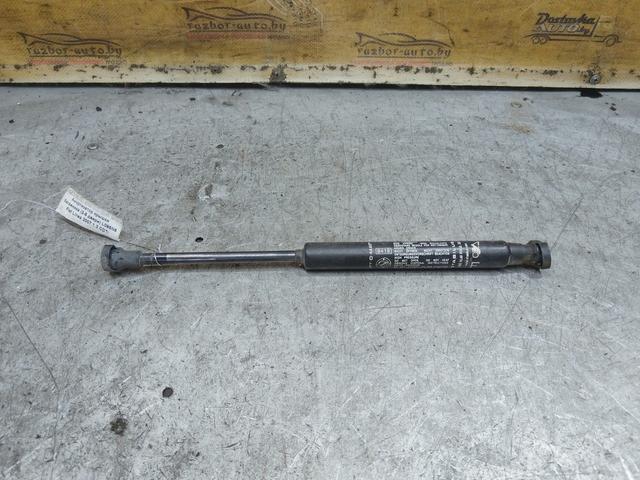 Амортизатор крышки багажника (3-5 двери) L095N6 Fiat Linea - Фото 2