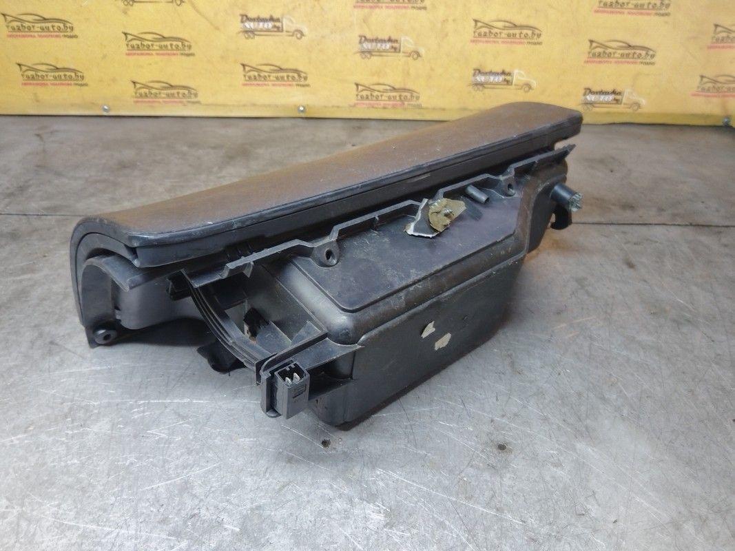 Бардачок Z7ZBP3 Citroen Xantia купить