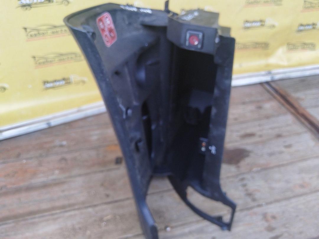 Бардачок JYQ4KS Peugeot 207 undefined