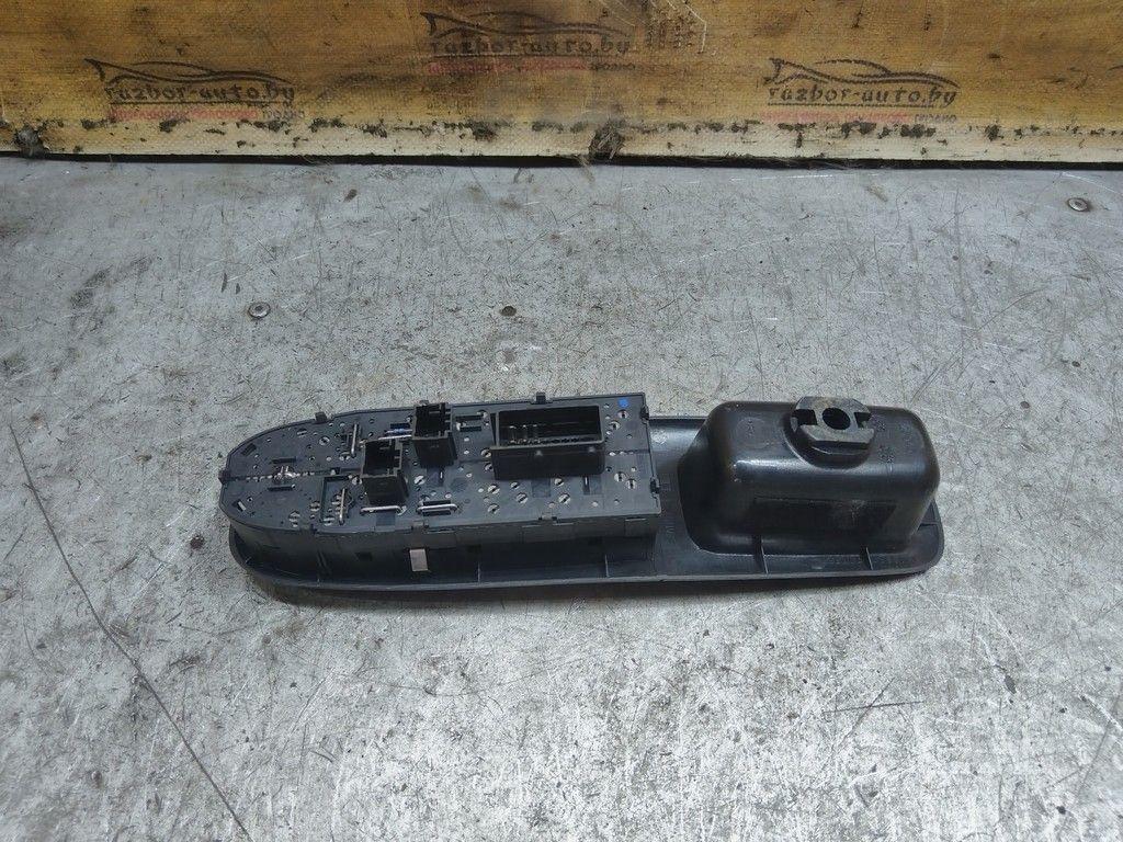 Блок управления стеклоподъемниками 28BEJ5 Peugeot 406 - Фото 3