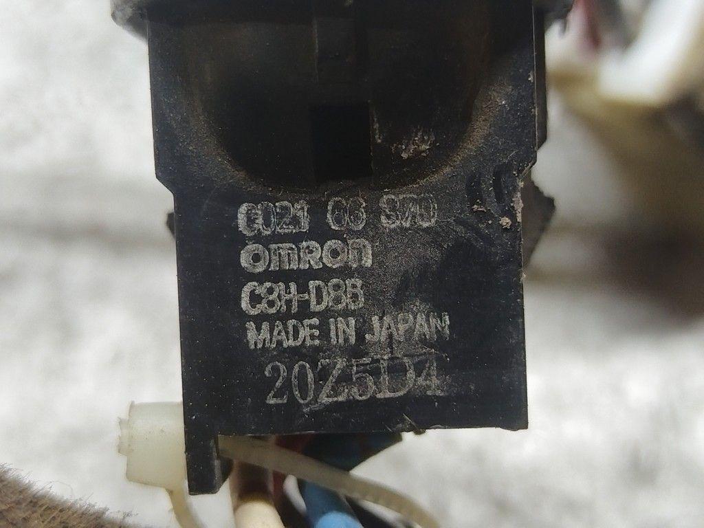 Кнопка стеклоподъемника заднего левого 99AC9J Mazda Xedos 6 - Фото 4