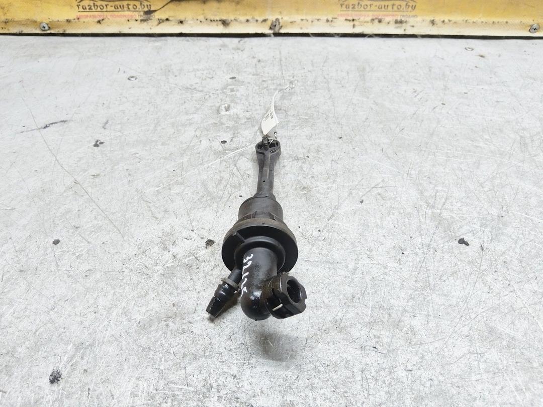 Цилиндр сцепления главный W3RUOO Peugeot 607 купить в магазине запчастей бу