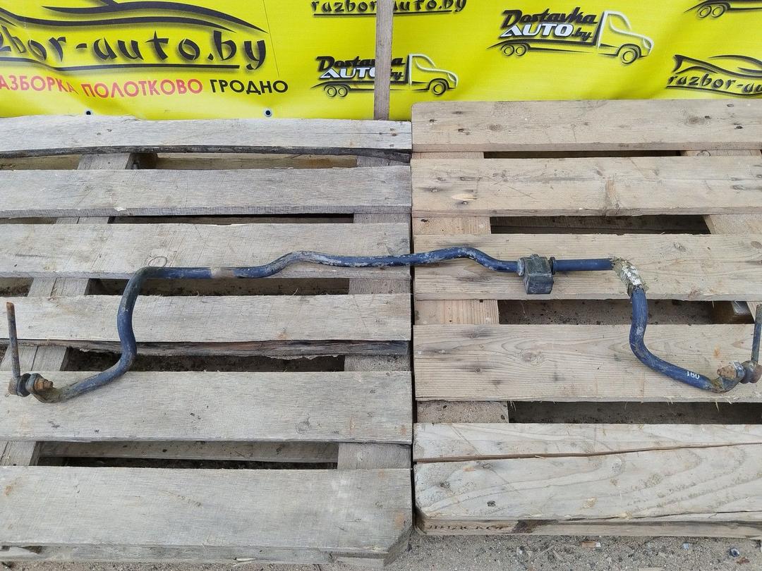 Стабилизатор подвески (поперечной устойчивости) передний 4QP19H Renault Megane купить в магазине запчастей бу