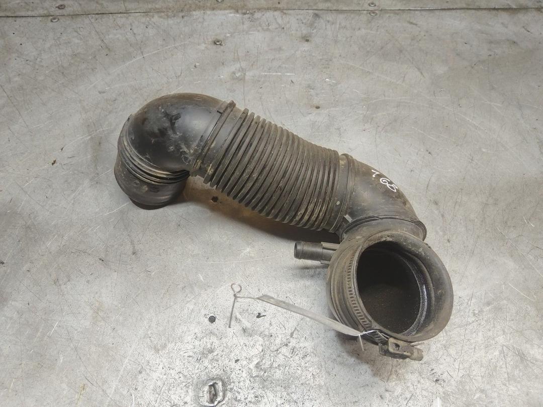 Патрубок воздушного фильтра 7VKQTX Peugeot 406