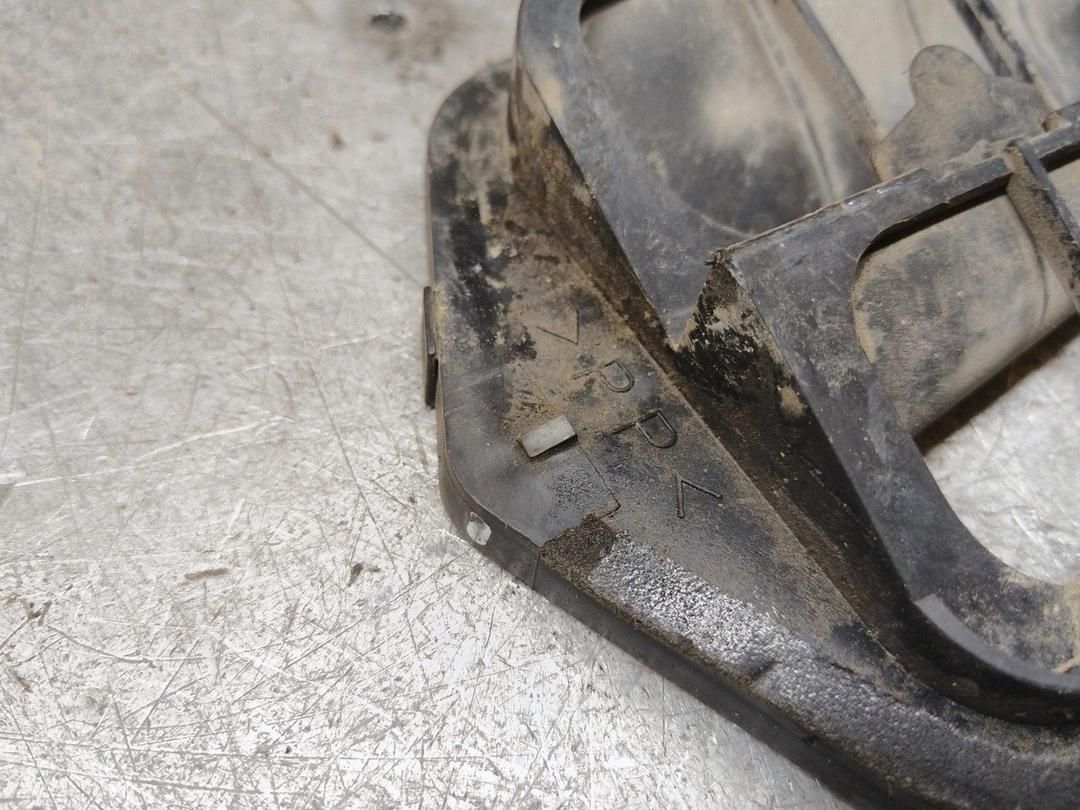 Решетка вентиляции кузова NJF7RD Mazda 6 купить с доставкой