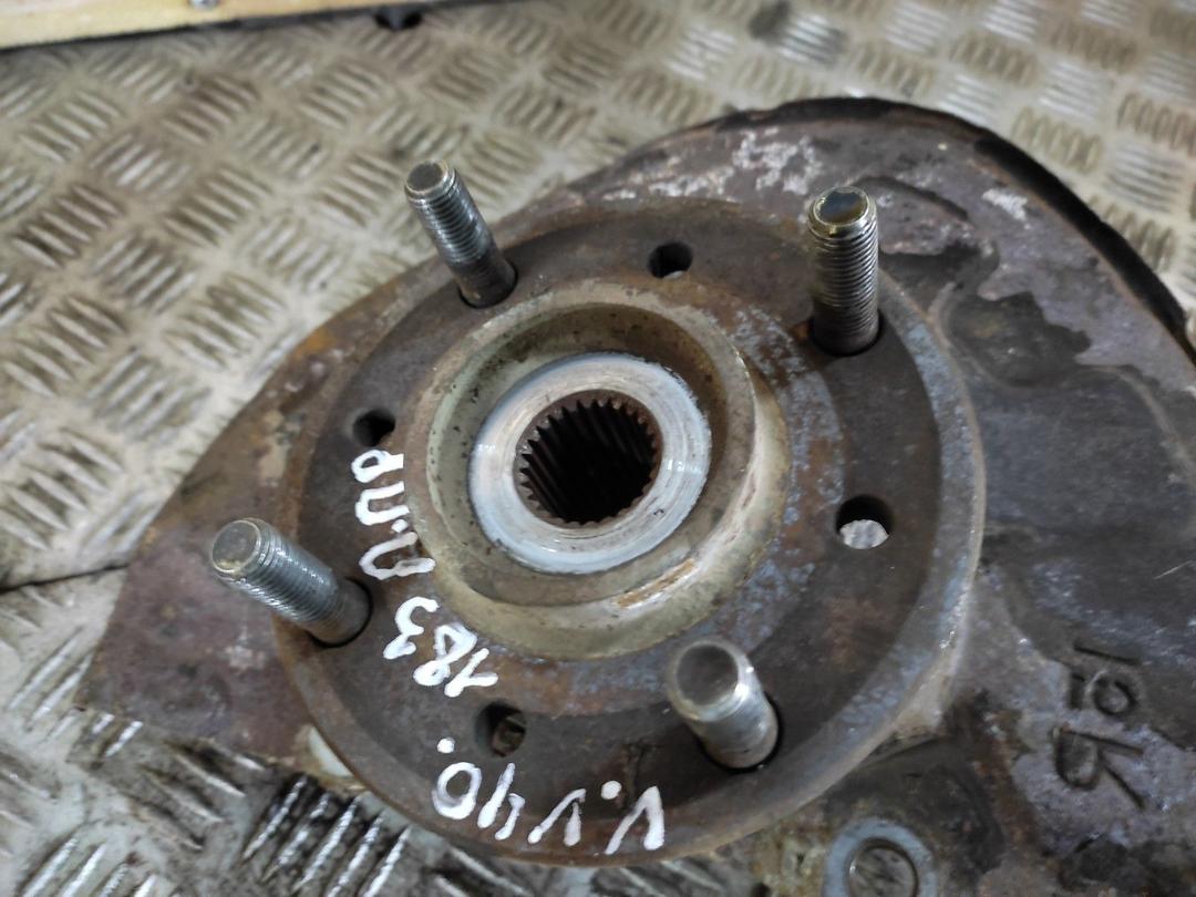 Кулак поворотный правый TJMXM6 Volvo V40 купить на авторазборке