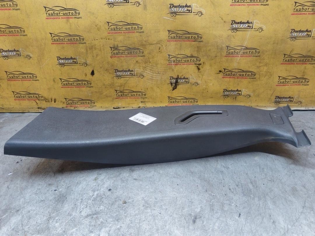 Обшивка стойки центральной левой LIHCFN Volvo S40