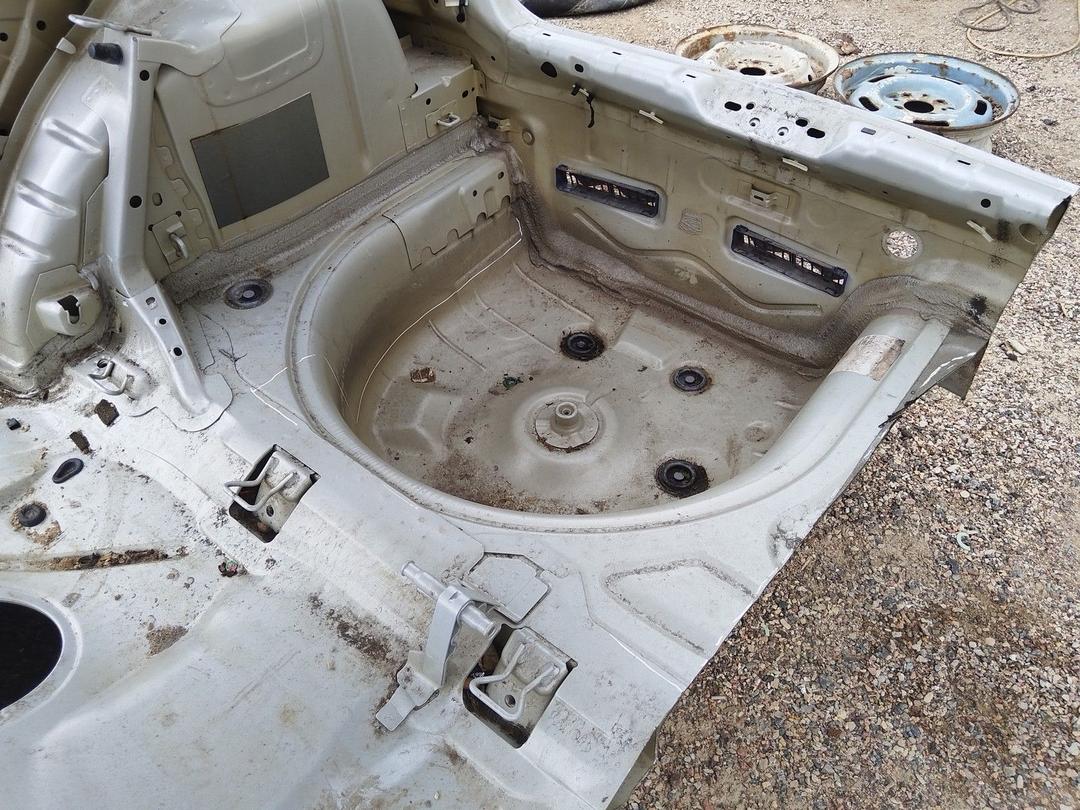 Ниша запасного колеса VOWECO Volkswagen Polo купить на авторазборке