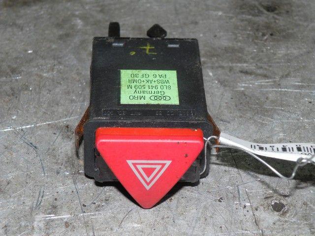 Кнопка аварийной сигнализации D5MH67 Audi A3 купить