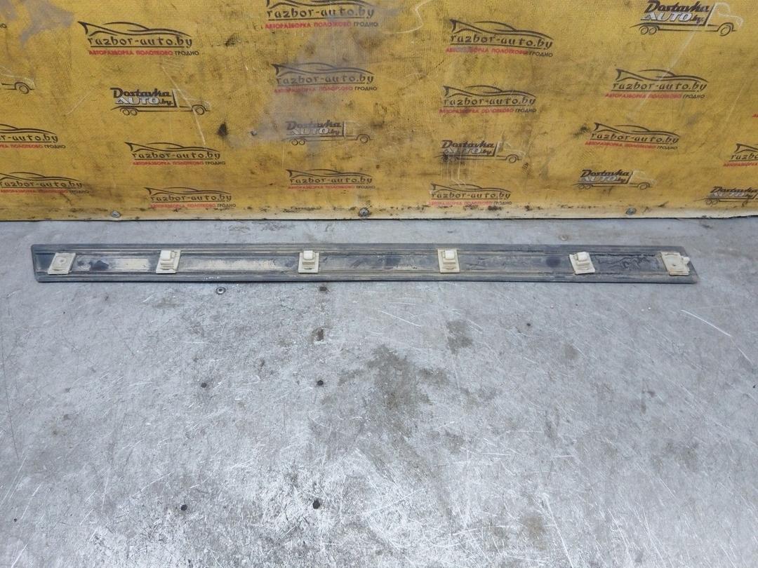 Молдинг двери задней левой L7PZ6G Audi 100 купить с доставкой