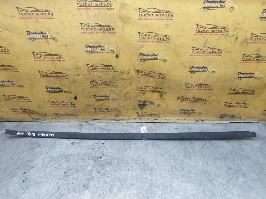 Молдинг стекла двери передней правой наружный BJPY6W Volkswagen Sharan