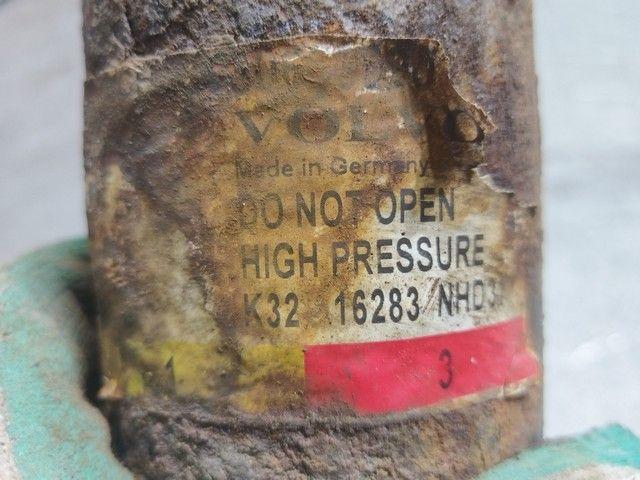 Амортизатор задний левый 6JZ53L Volvo S60 купить с доставкой