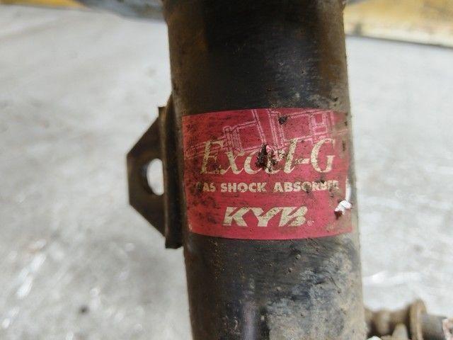 Амортизатор передний правый JZW6KC Toyota Corolla Verso купить на авторазборке