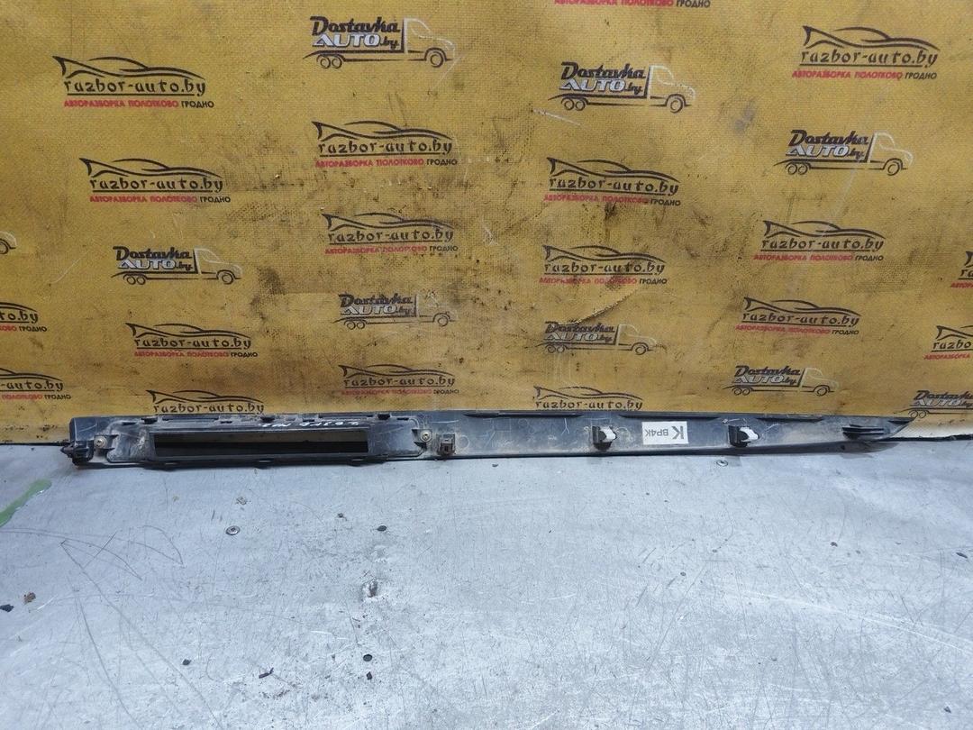 Накладка декоративная на торпедо 75ADV8 Mazda 3 купить с доставкой