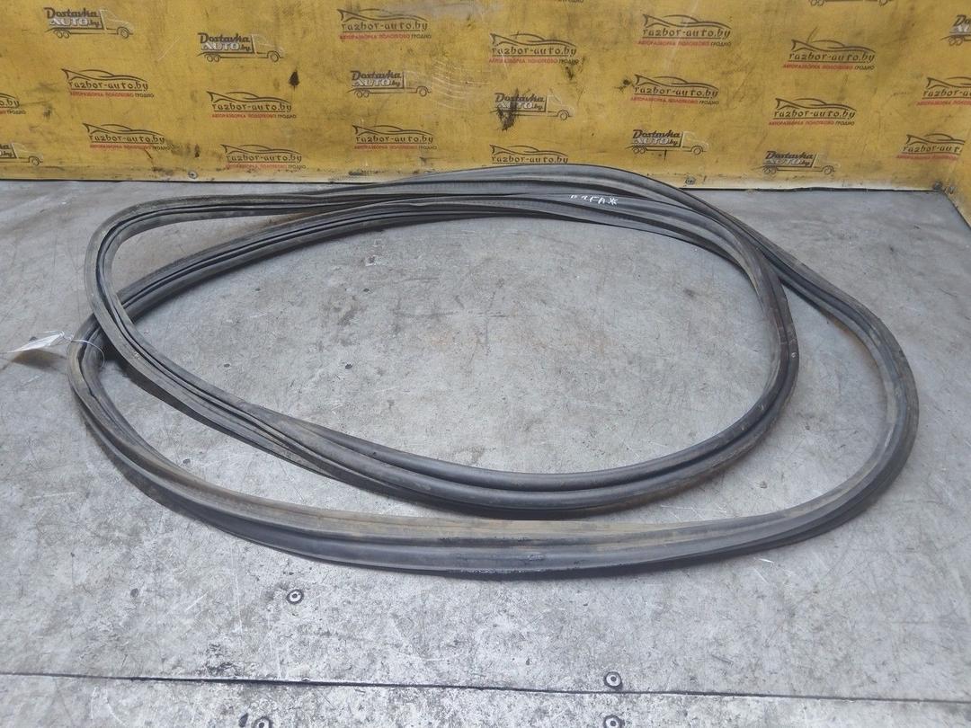 Уплотнитель багажника V3RE05 Opel Meriva