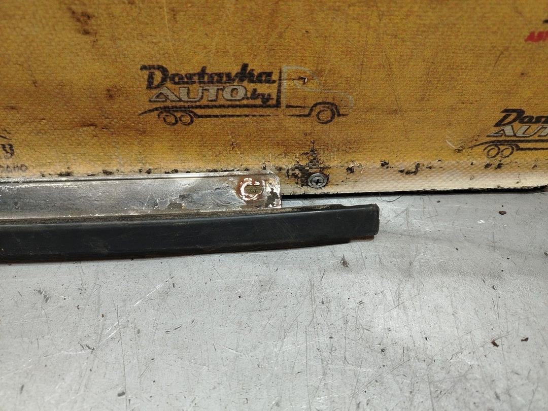 Молдинг стекла лобового B0W06A Nissan Primera - Фото 3