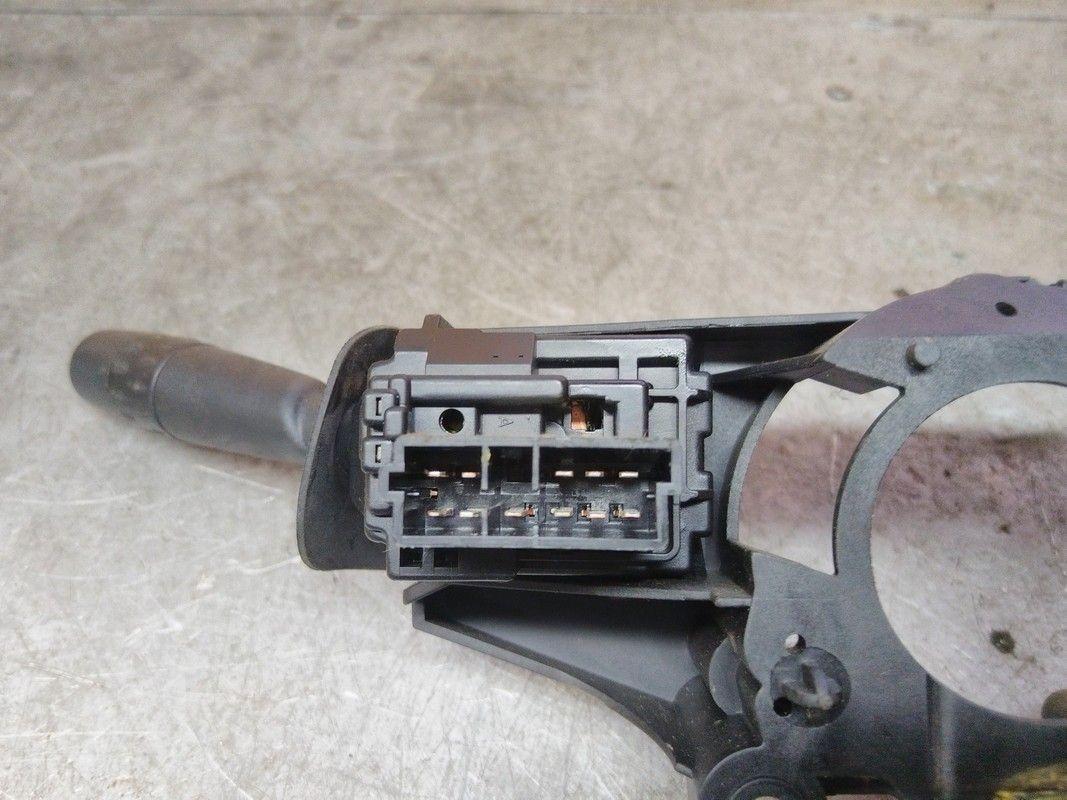 Переключатель подрулевой (стрекоза) 62R272 Peugeot 406 undefined