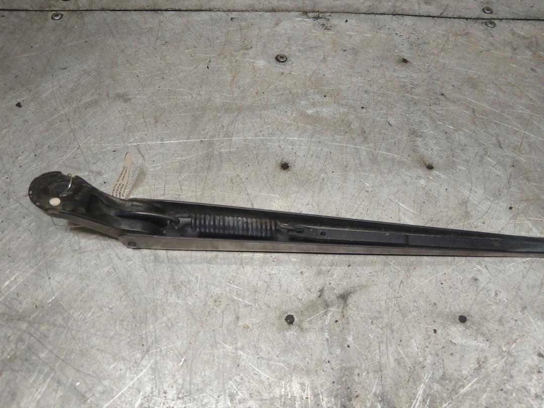 Щеткодержатель (поводок стеклоочистителя, дворник) AN9V82 Citroen Xsara Picasso купить с доставкой