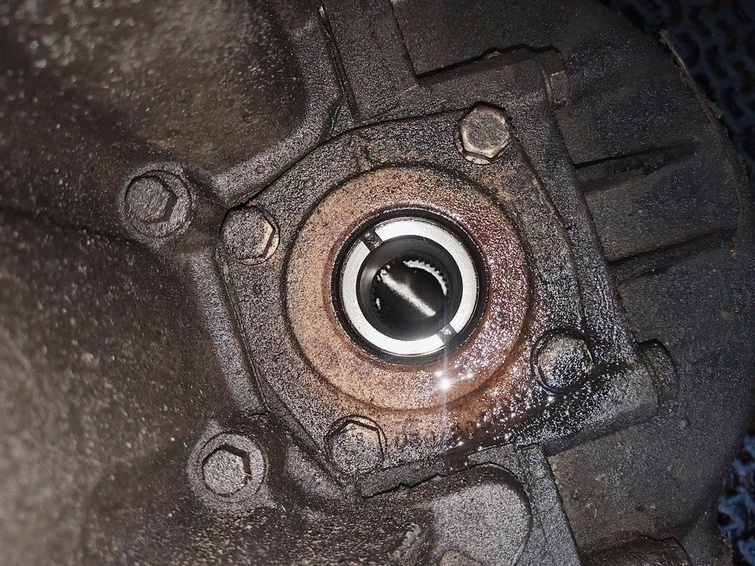 КПП механическая (МКПП) 5-ступенчатая E3EBA3 Citroen Xantia undefined