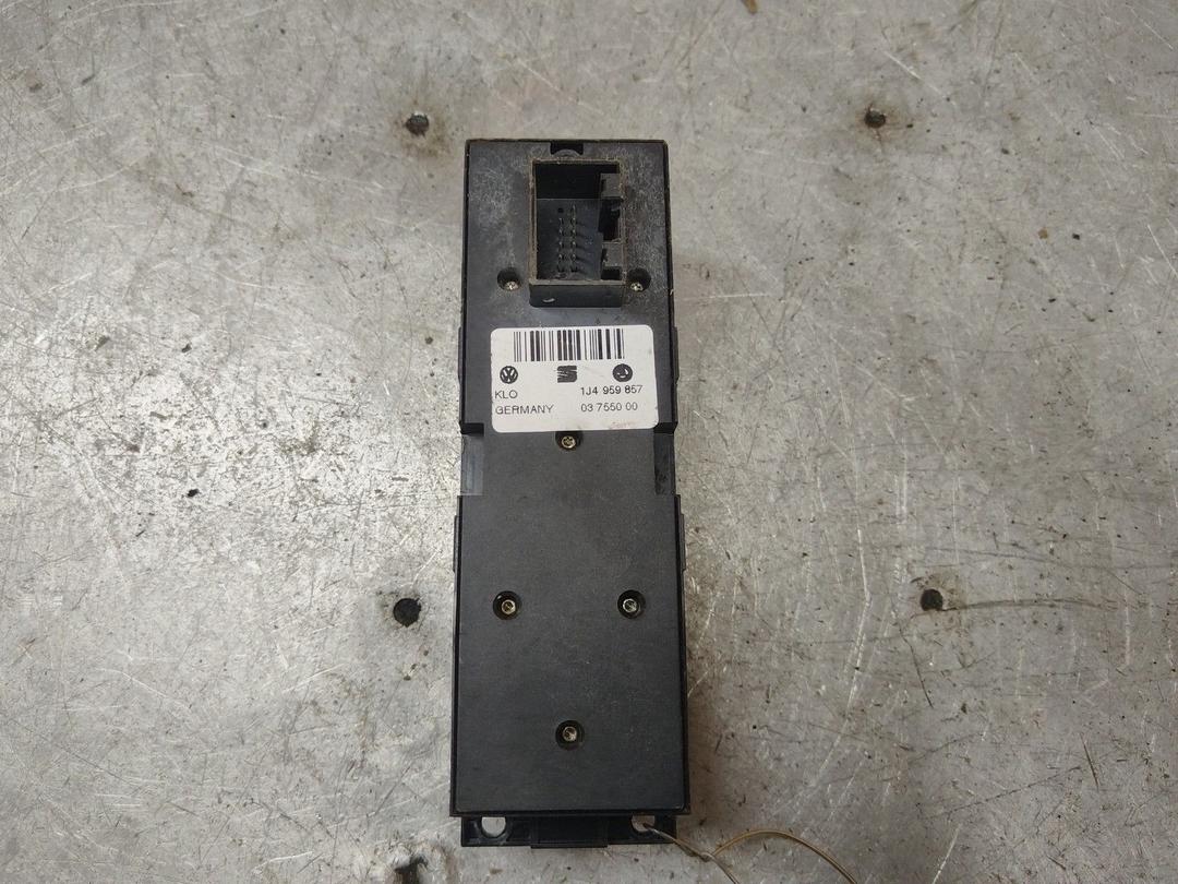 Блок управления стеклоподъемниками ZJOI15 Volkswagen Passat - Фото 2