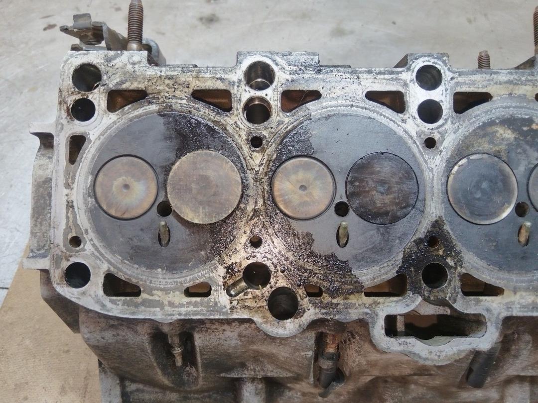 Головка блока цилиндров QMR6DQ Volkswagen Caddy undefined