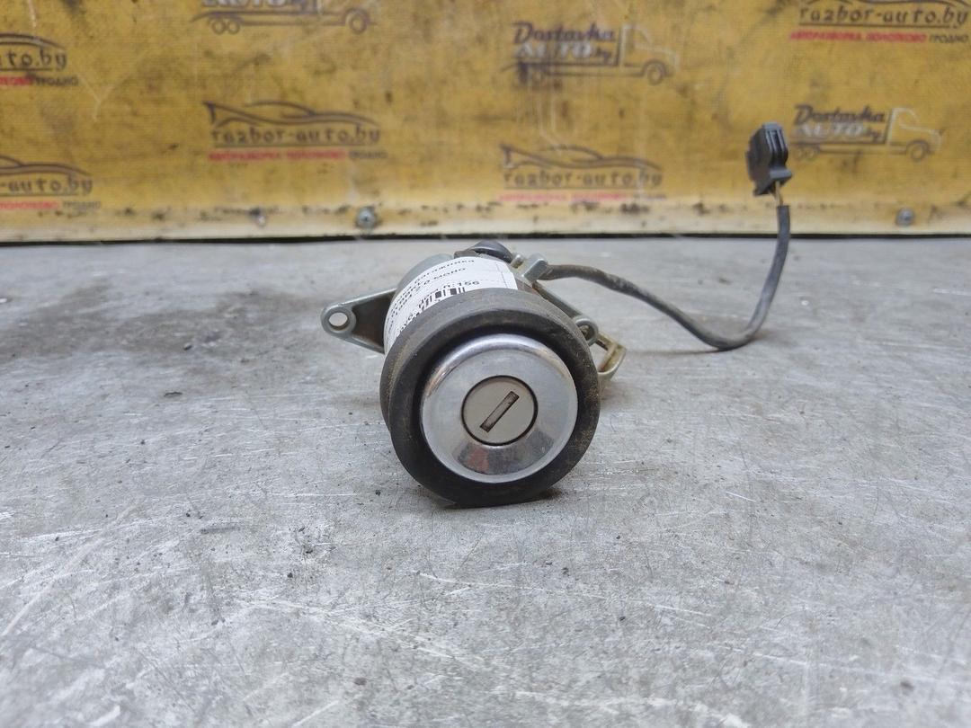 Личинка замка багажника 0YBBKL Audi 80 купить