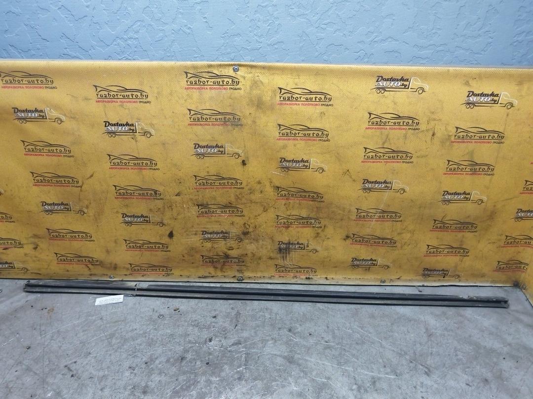 Молдинг стекла двери задней левой наружный NCJYG4 Renault Espace купить в магазине запчастей бу