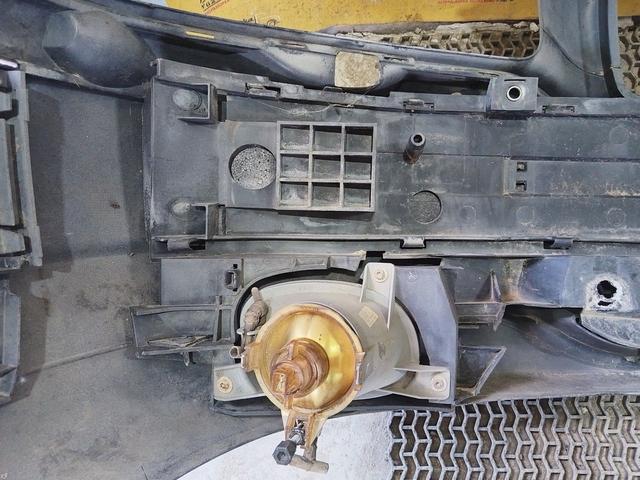 Бампер передний VL96J2 Volvo S80 undefined