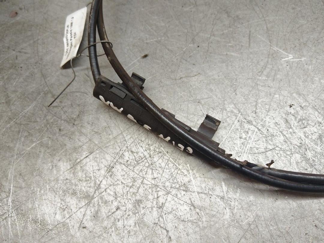 Трос капота 30FL6I Volkswagen Passat купить в магазине запчастей бу