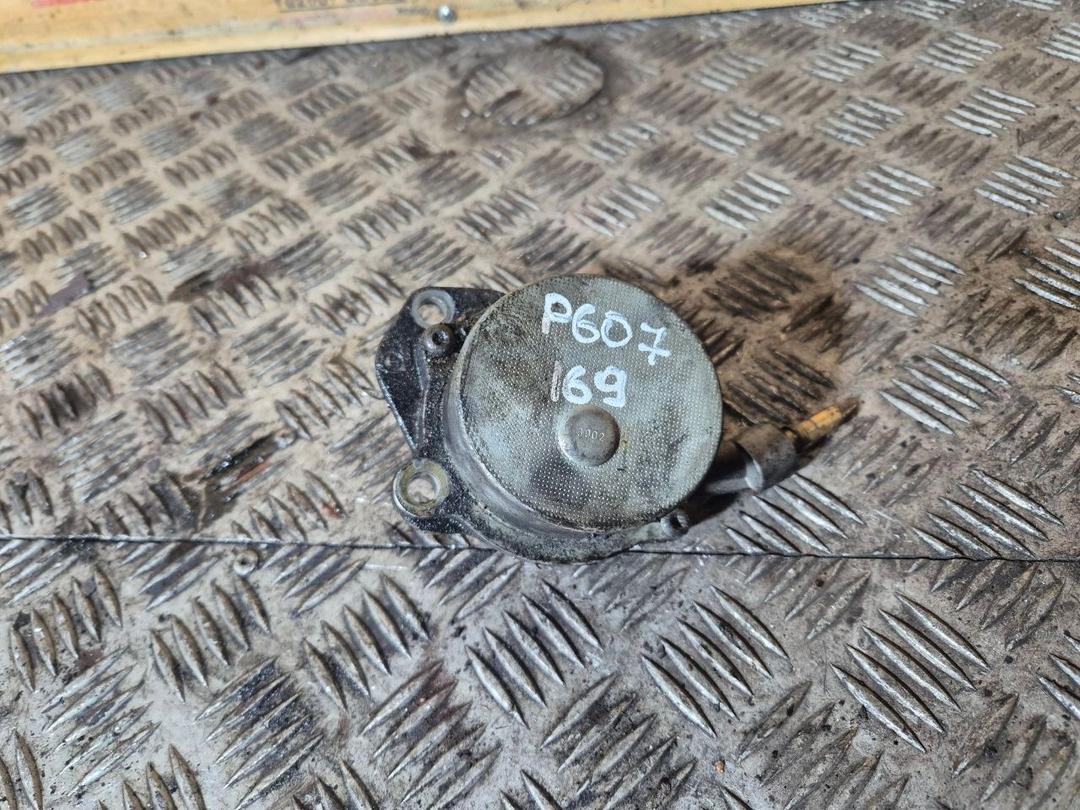 Насос вакуумный JW8UA3 Peugeot 607 - Фото 2