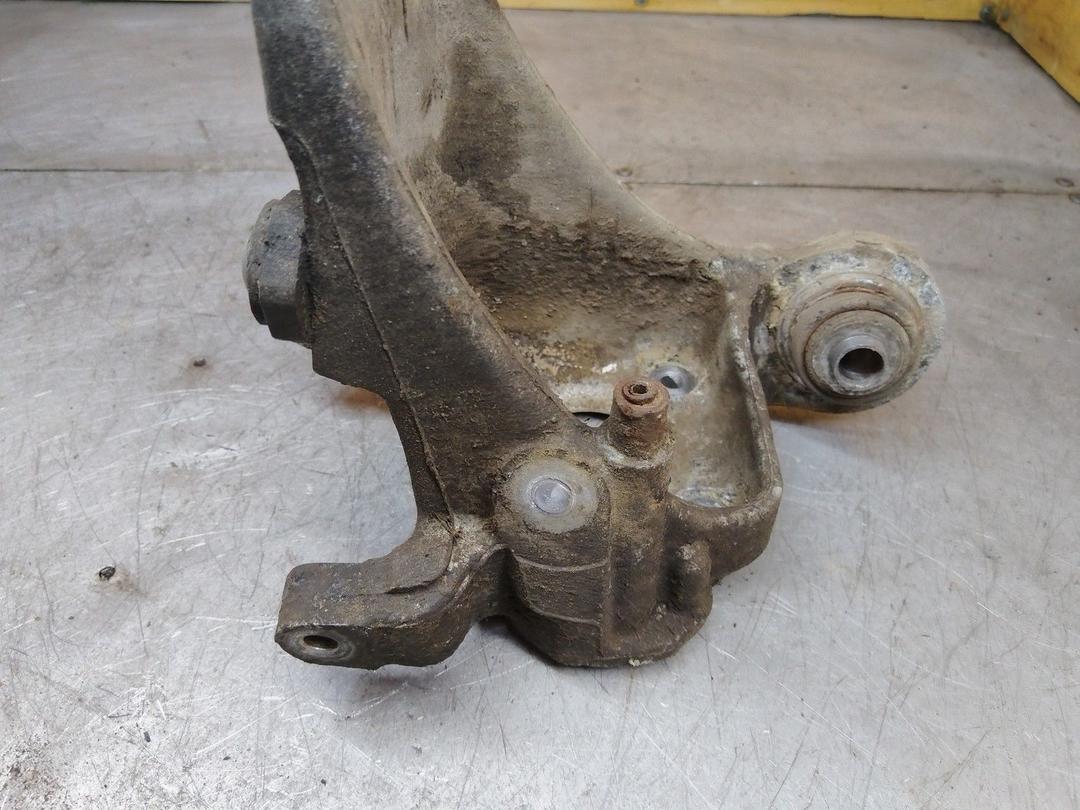 Кулак задний правый 2AFZ6C BMW 5 E39 - Фото 4