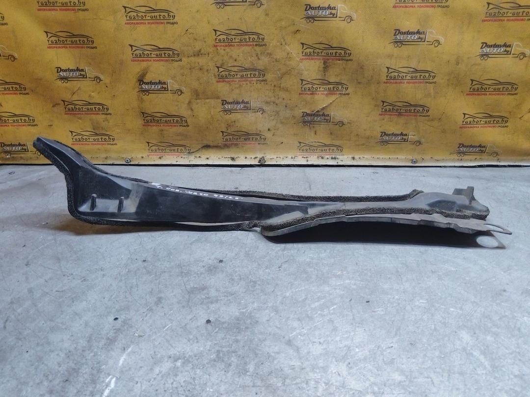 Пыльник крыла переднего правого VR179M Toyota Corolla Verso купить