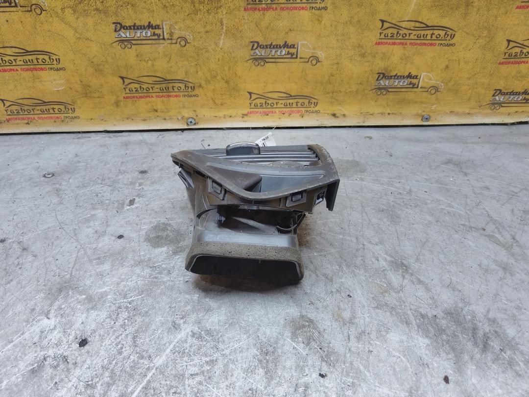 Дефлектор обдува салона U8GBSW Citroen C4 Picasso купить в магазине запчастей бу