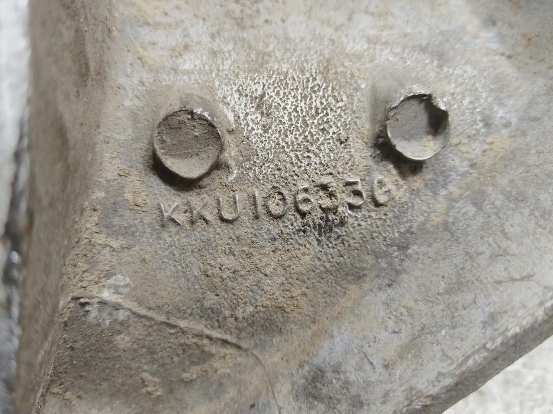 Кронштейн КПП XEWK28 Land-Rover Freelander купить на авторазборке