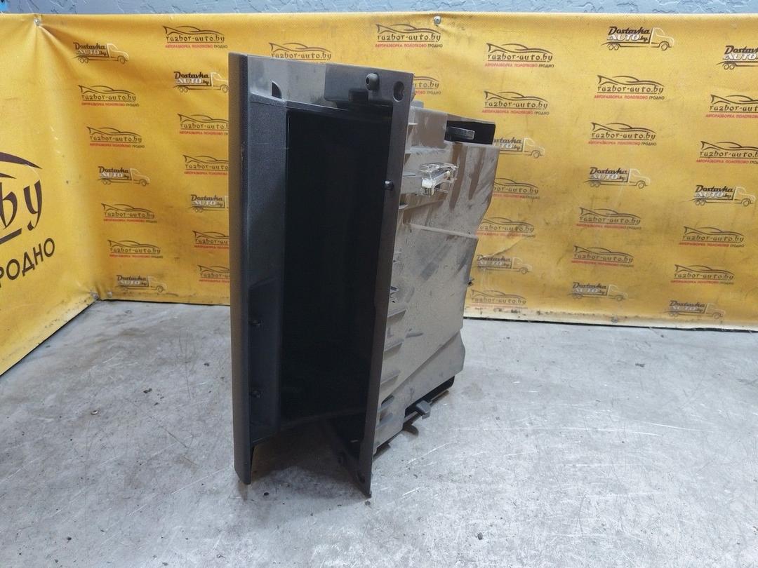 Бардачок Z0LERF Opel Zafira купить в магазине запчастей бу