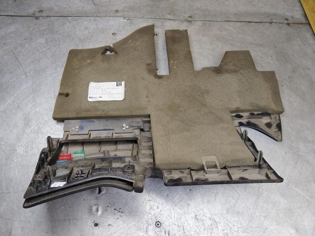 Накладка декоративная на торпедо N9F7JF Peugeot 607 купить