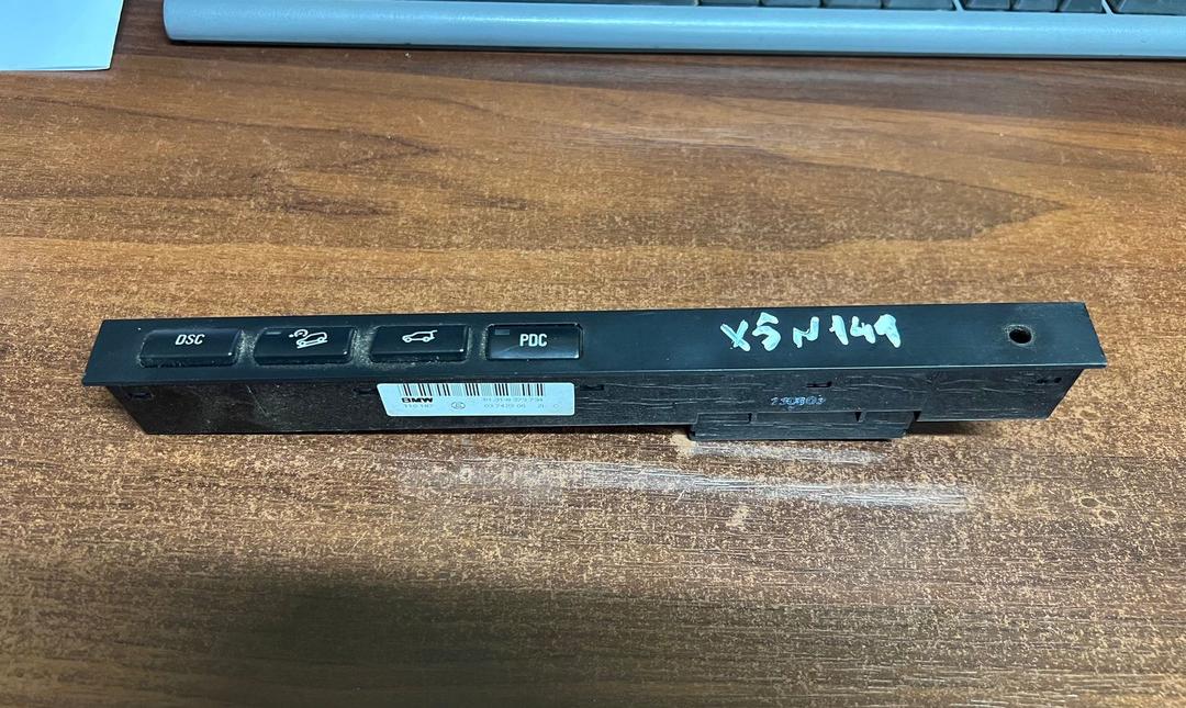 Блок переключателей центральной консоли HXB769 BMW X5 E53