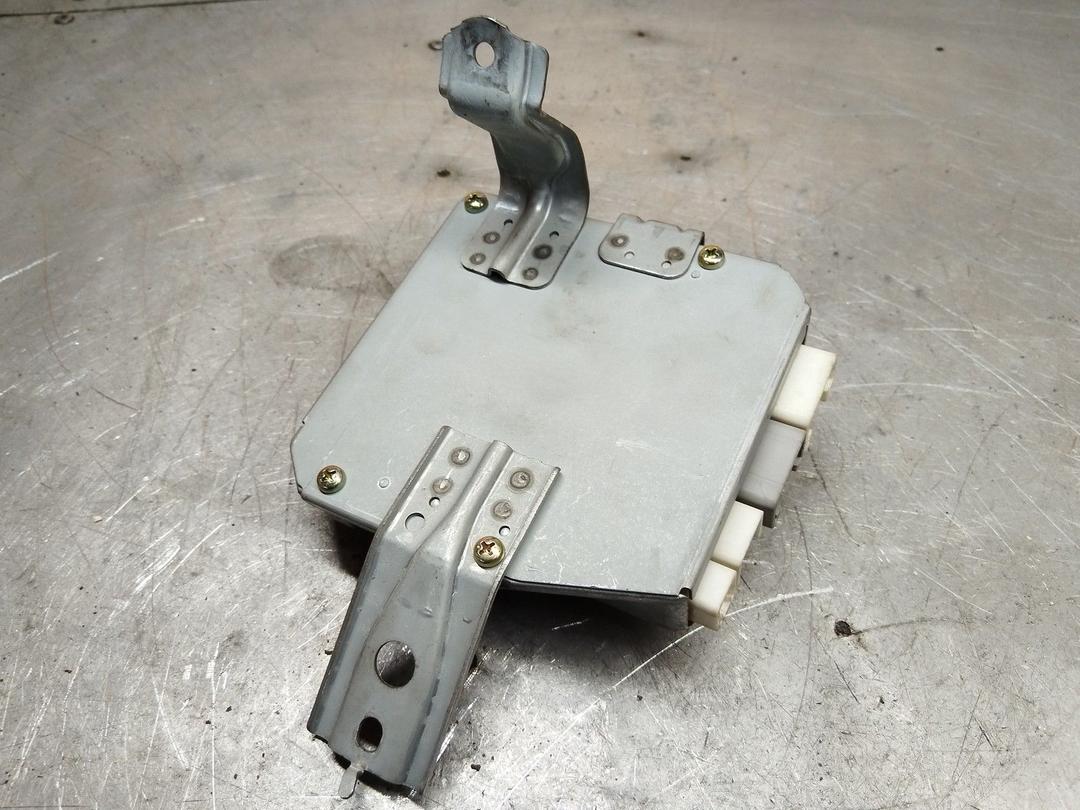 Электроусилитель руля I6D2B9 Toyota Corolla undefined