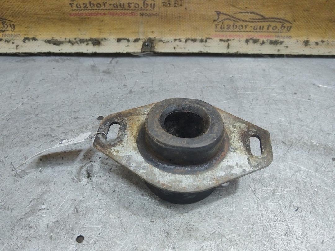 Подушка крепления КПП U5NGN1 Peugeot 605 - Фото 1