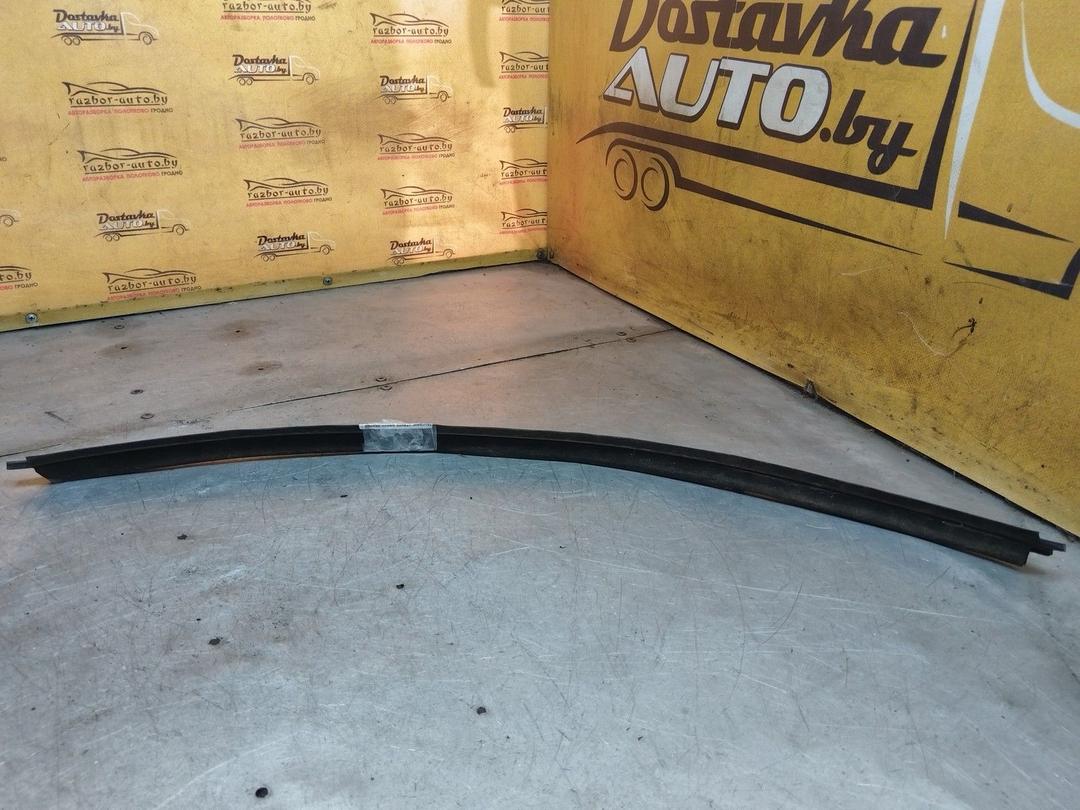 Молдинг стекла двери задней левой наружный 924BNJ Citroen Xsara Picasso купить