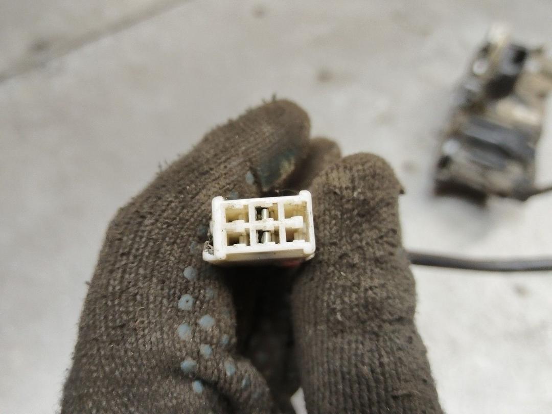 Замок двери задней левой 53FQSH Mazda 323F - Фото 4