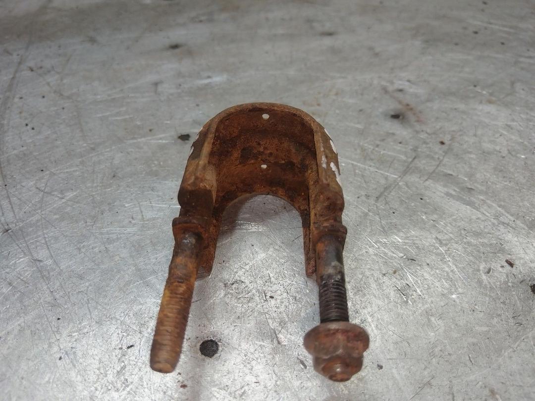 Крепление втулки стабилизатора 0DH0P2 Kia Sorento - Фото 4