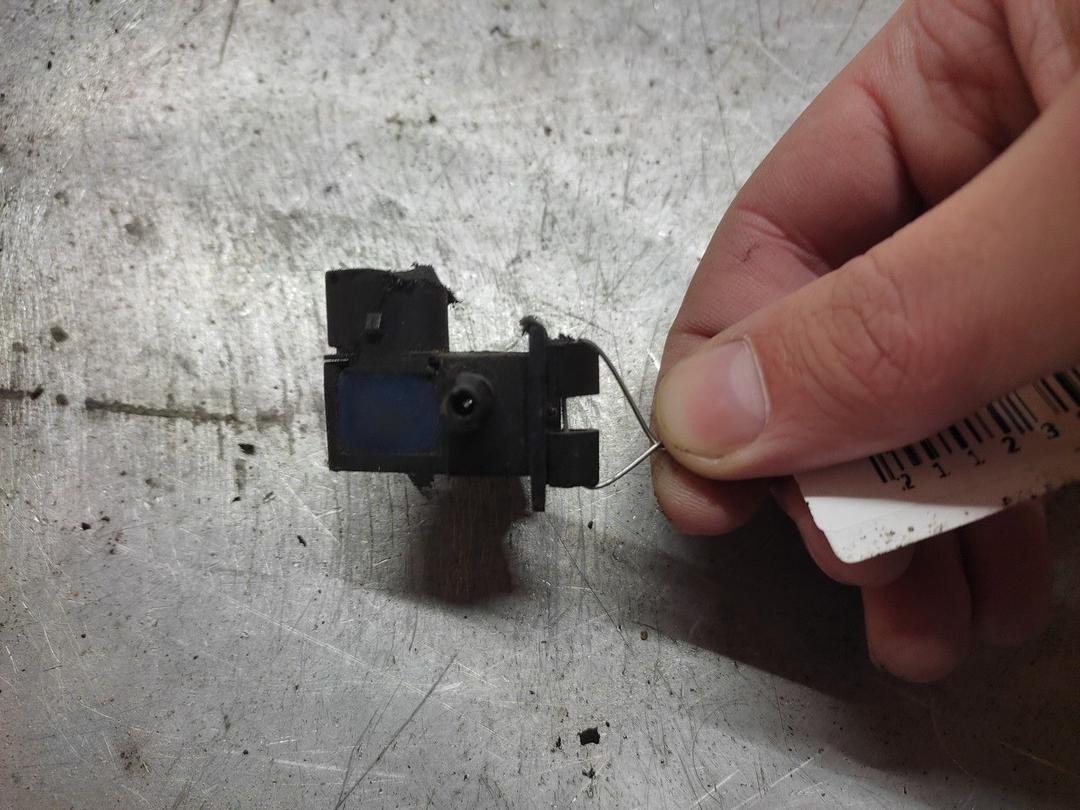 Форсунка омывателя B6RJ1C Audi A6 купить