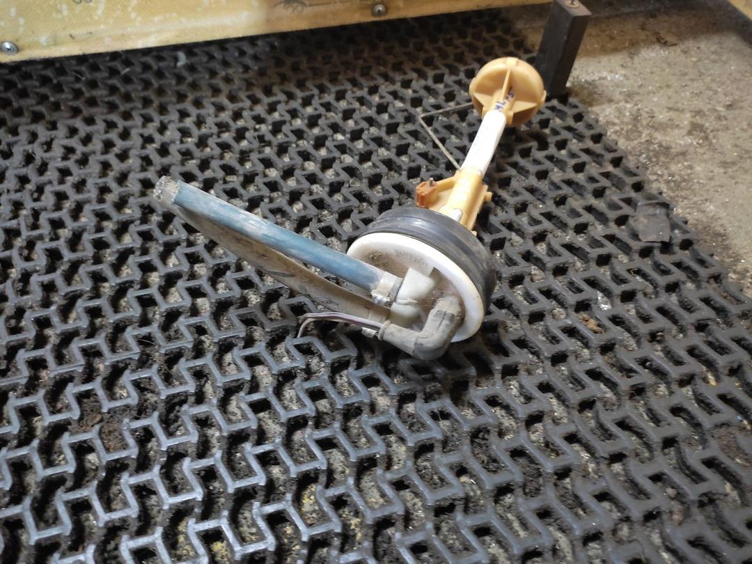 Датчик уровня топлива BCM93Q Volkswagen Golf - Фото 3