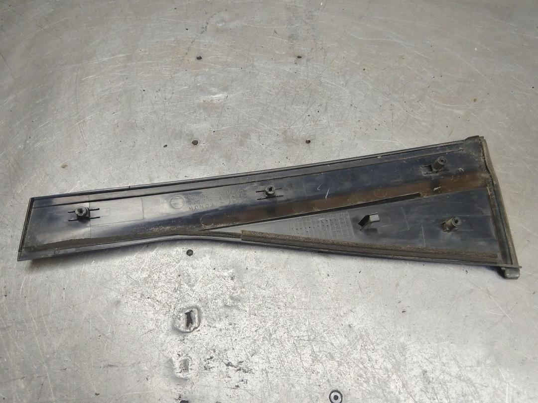 Накладка двери задней правой Y41MC7 Honda HR-V - Фото 2