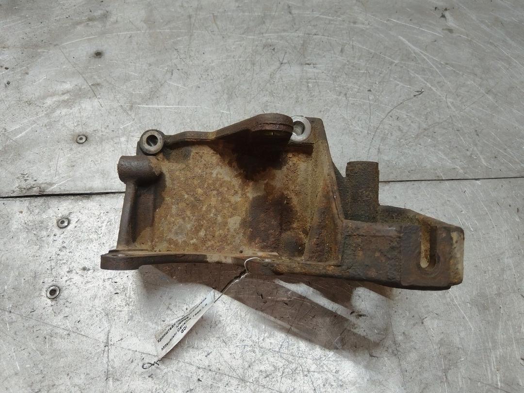 Кронштейн гидроусилителя IJN8N6 Mitsubishi Carisma - Фото 1