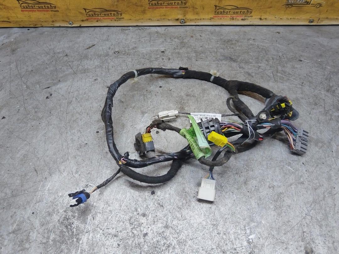 Проводка двери передней левой YRH0HM Alfa Romeo 147