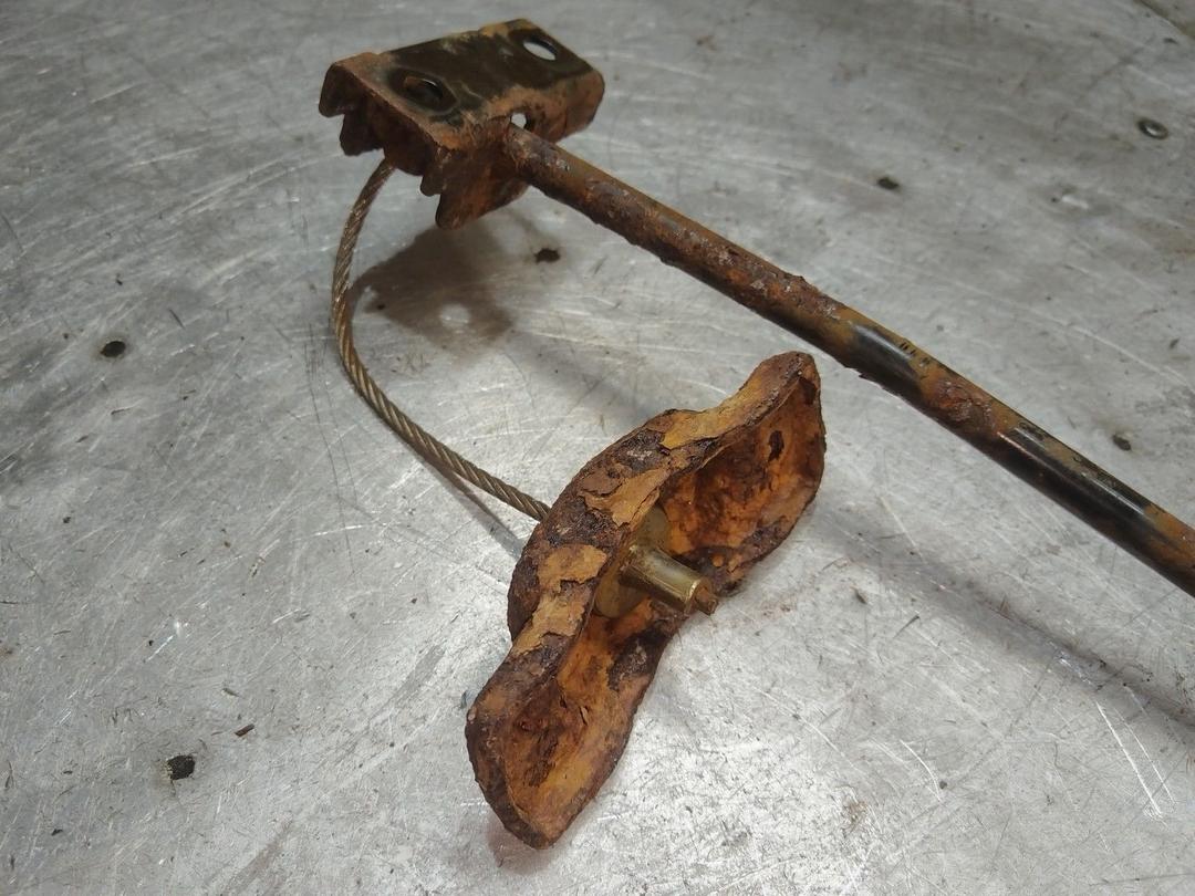 Крепление запаски JD8Q21 Kia Sorento купить с доставкой