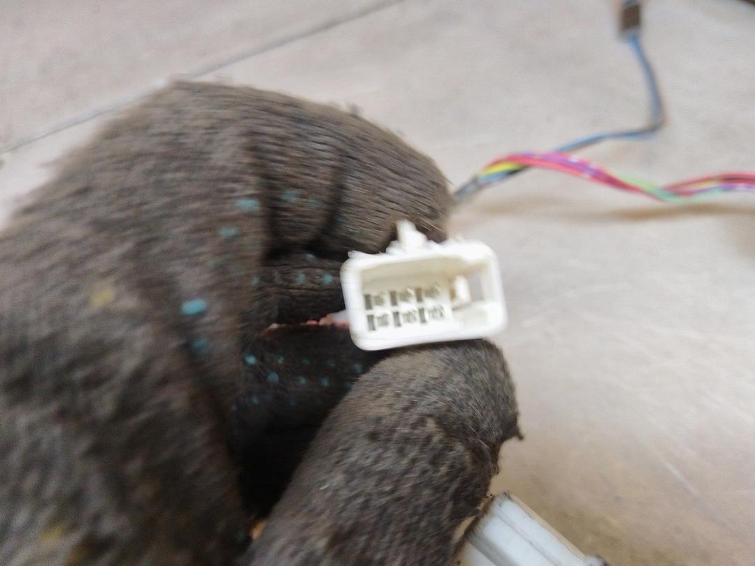 Проводка двери передней левой T4VTOF Mazda Premacy - Фото 7