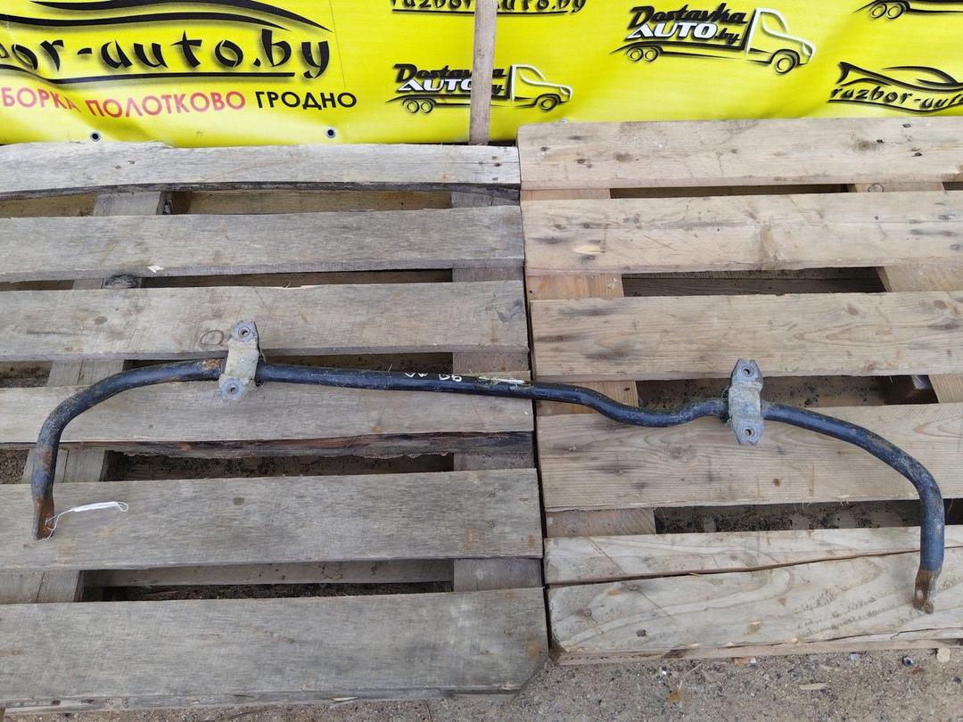 Стабилизатор подвески (поперечной устойчивости) передний H3HI83 Volkswagen Passat купить в магазине запчастей бу